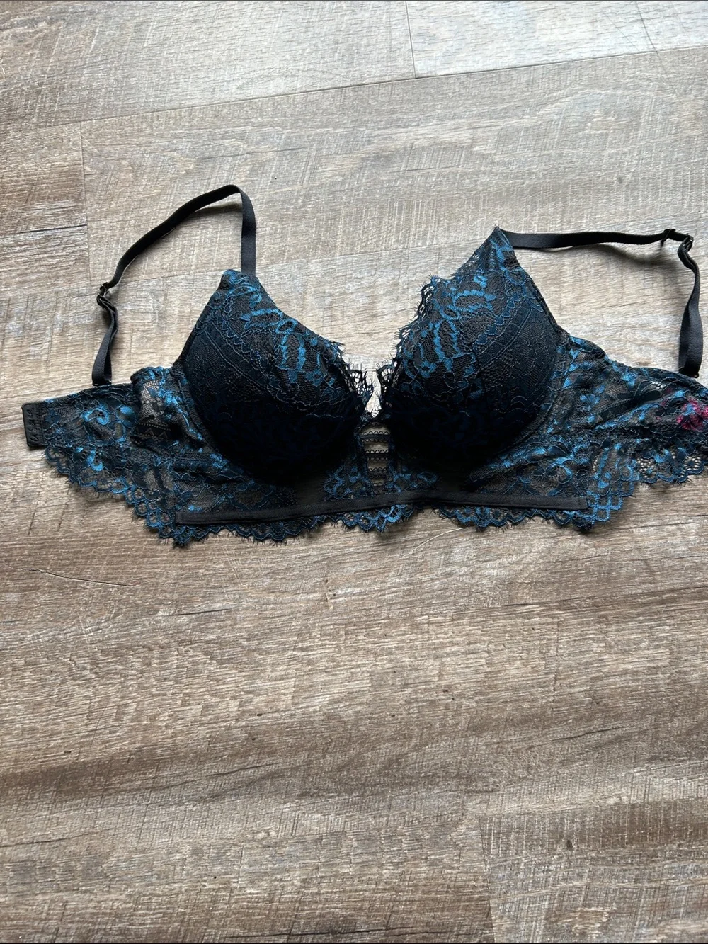 La Senza Beyond Sexy Lace Plunge Bralette in Dark Blue and Black - Picture 2 of 5